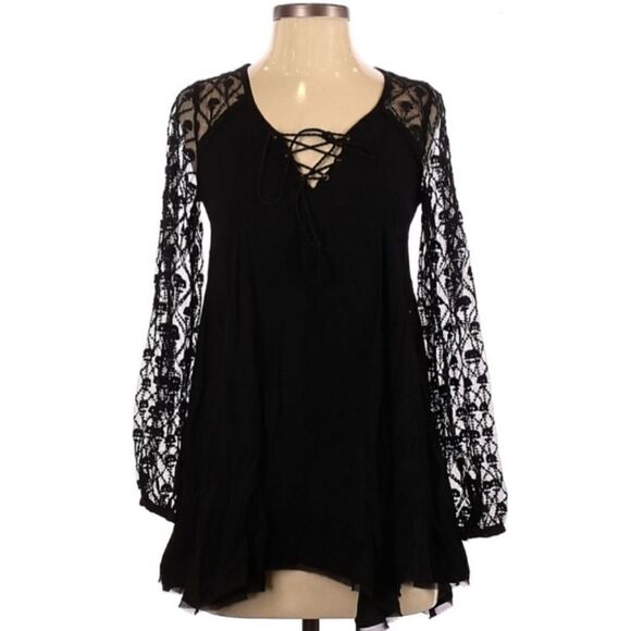 URBAN OUTFITTERS (ECOTE) LONG SLEEVE, SHEER LACE, SHORT DRESS, TIE LACE UP NECK - Picture 8 of 9